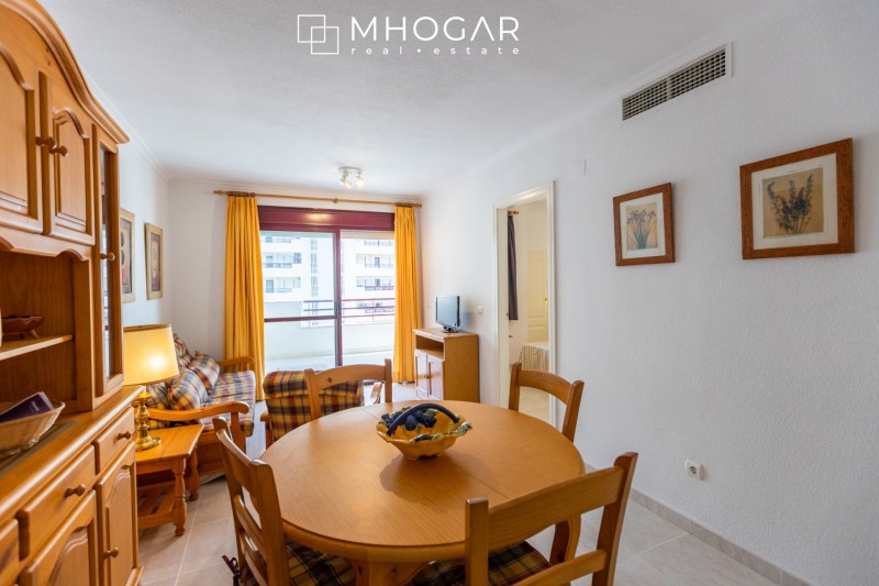 Calpe - Bonito y acogedor apartamento en primera linea de playa a la venta!